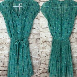 Lauren Conrad Chiffon-feel overlay green bodycon tank Green Palm Tree Dress Sz 8